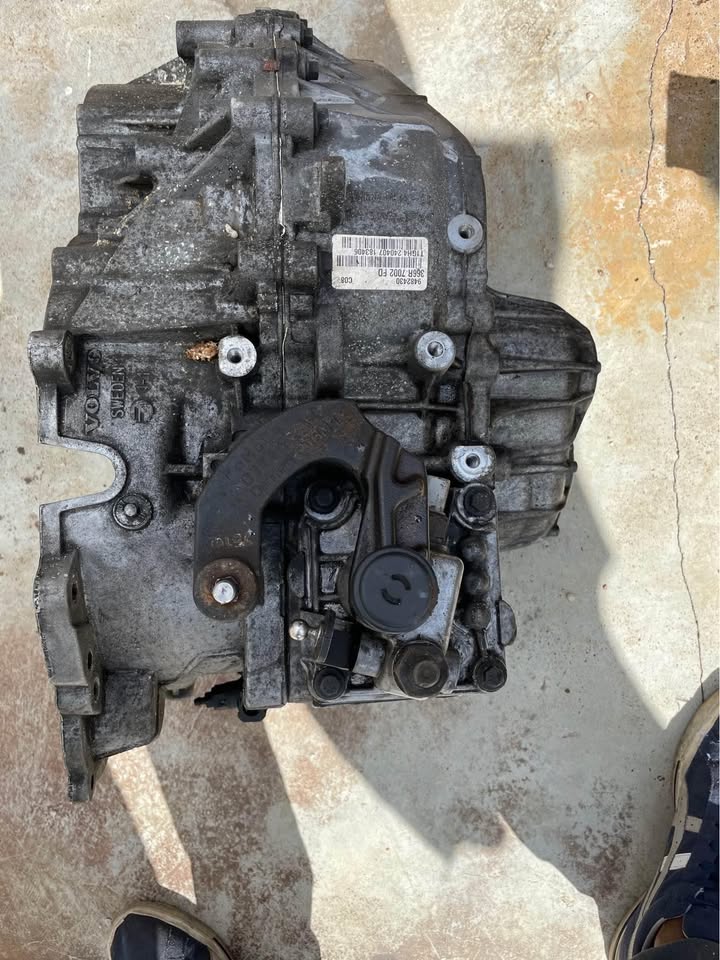Volvo c30 t5 manual 5 speed gearbox for sale - Private Seller
