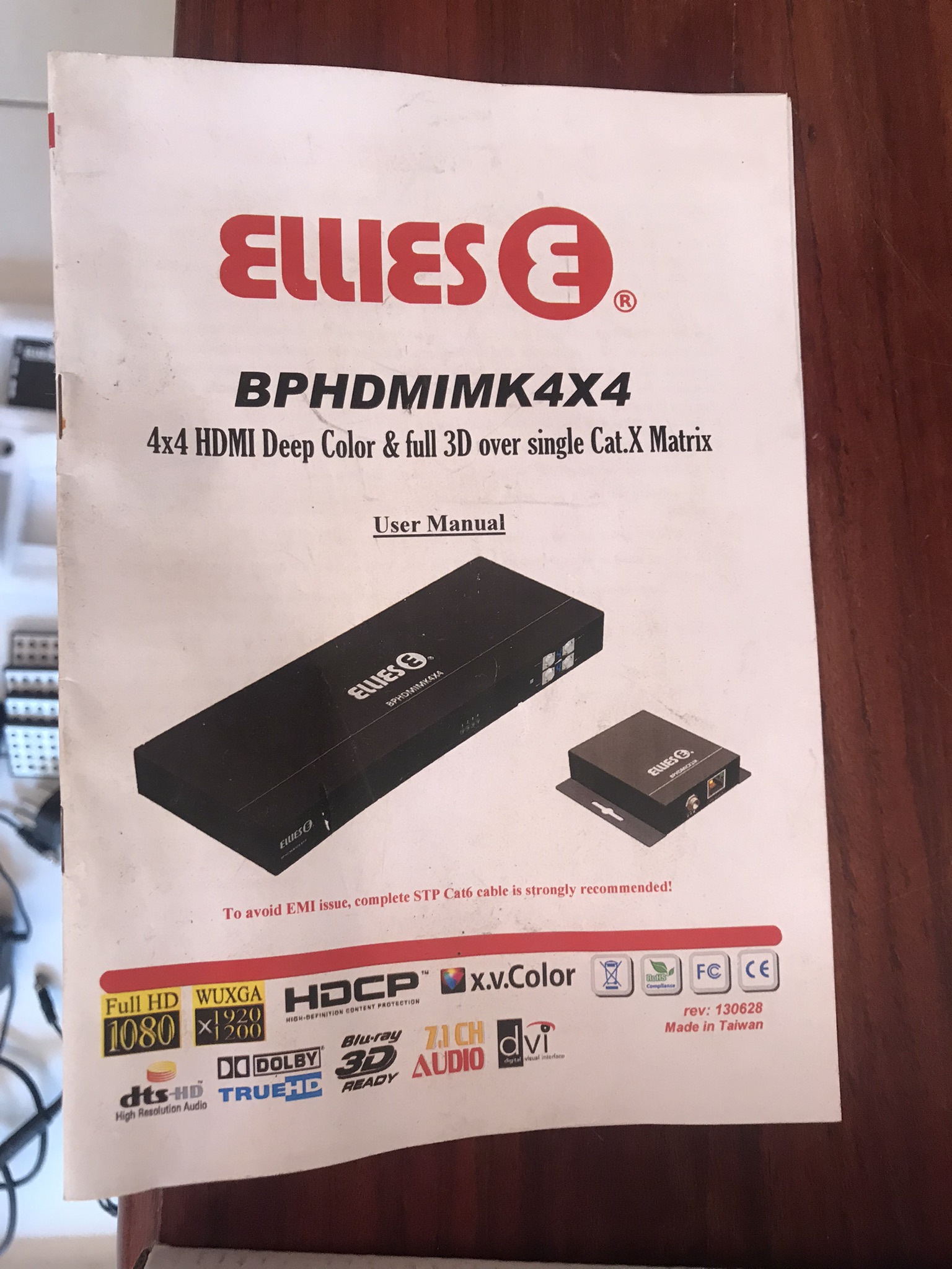 Ellies 4×4 HDMI split full HD Cat.X.Matrix Ellies 4×4 HDMI split full HD Cat.X.Matrix