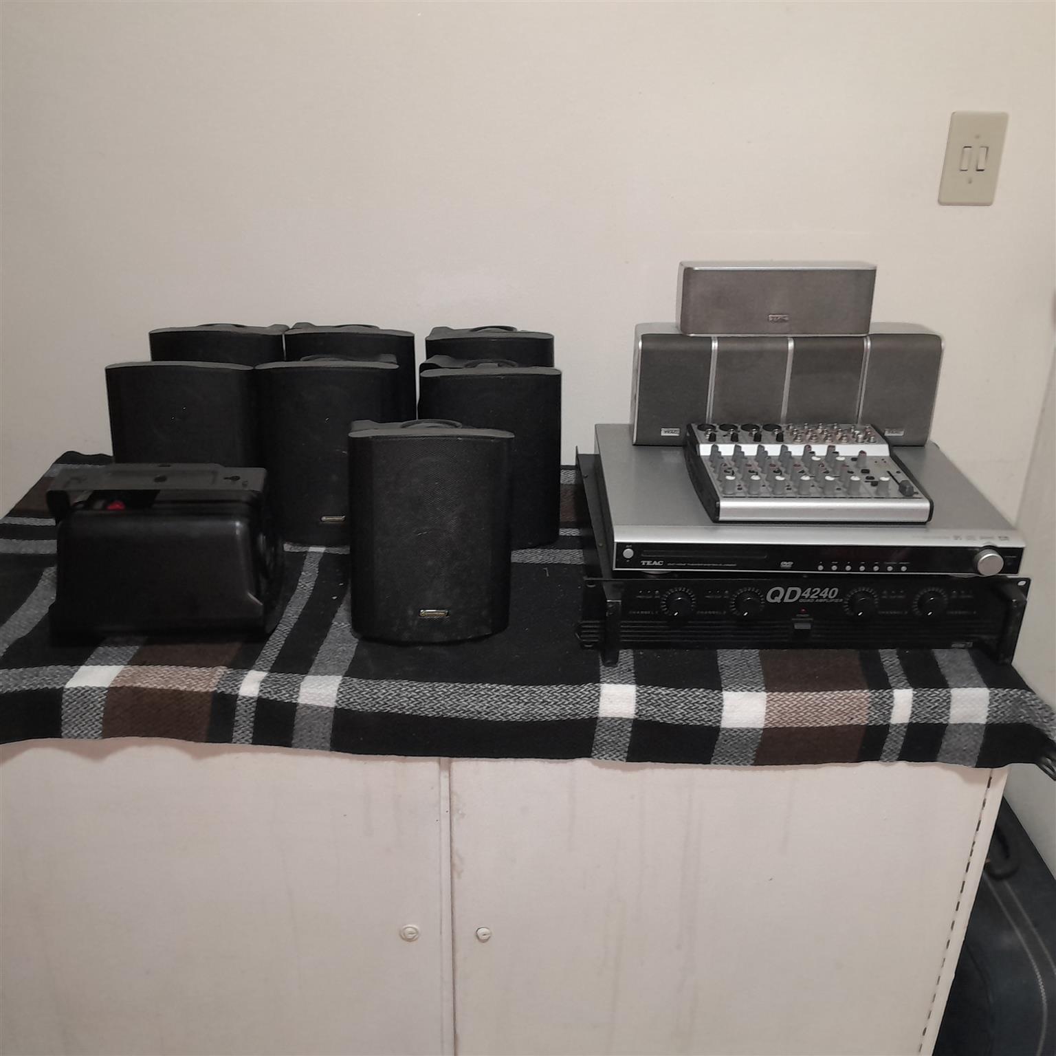 Sound system. 1 inter m qd4240. 1 mixer eurotrac ub1202. 1 Teac . 8 omnitronic