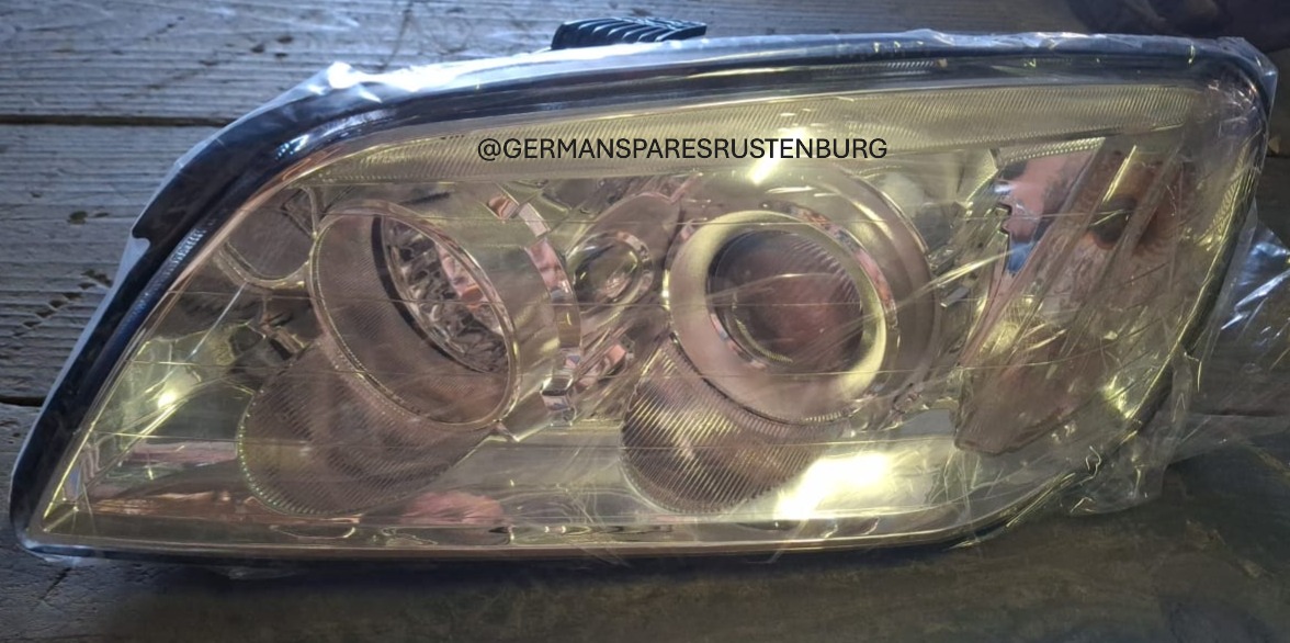 CHEV CAPTIVA FACE-LIFT NEW HEADLIGHTS - Private Seller CHEV CAPTIVA FACE-LIFT NEW HEADLIGHTS - Private Seller