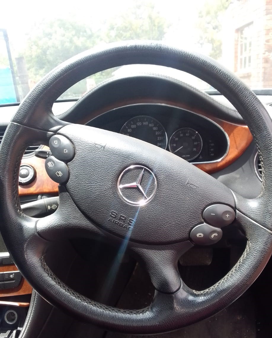 Used Mercedes CLS 500 Steering Wheel - Private Seller Used Mercedes CLS 500 Steering Wheel - Private Seller