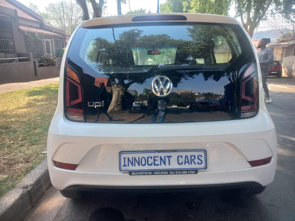 2018 VW UP 1.0 PETROL, MANUAL, WHITE COLOR, MILEAGE 130000KMS