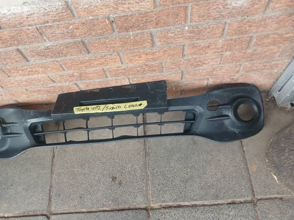 Toyota vitz / Suzuki celerio GRILL - Private Seller Toyota vitz / Suzuki celerio GRILL - Private Seller