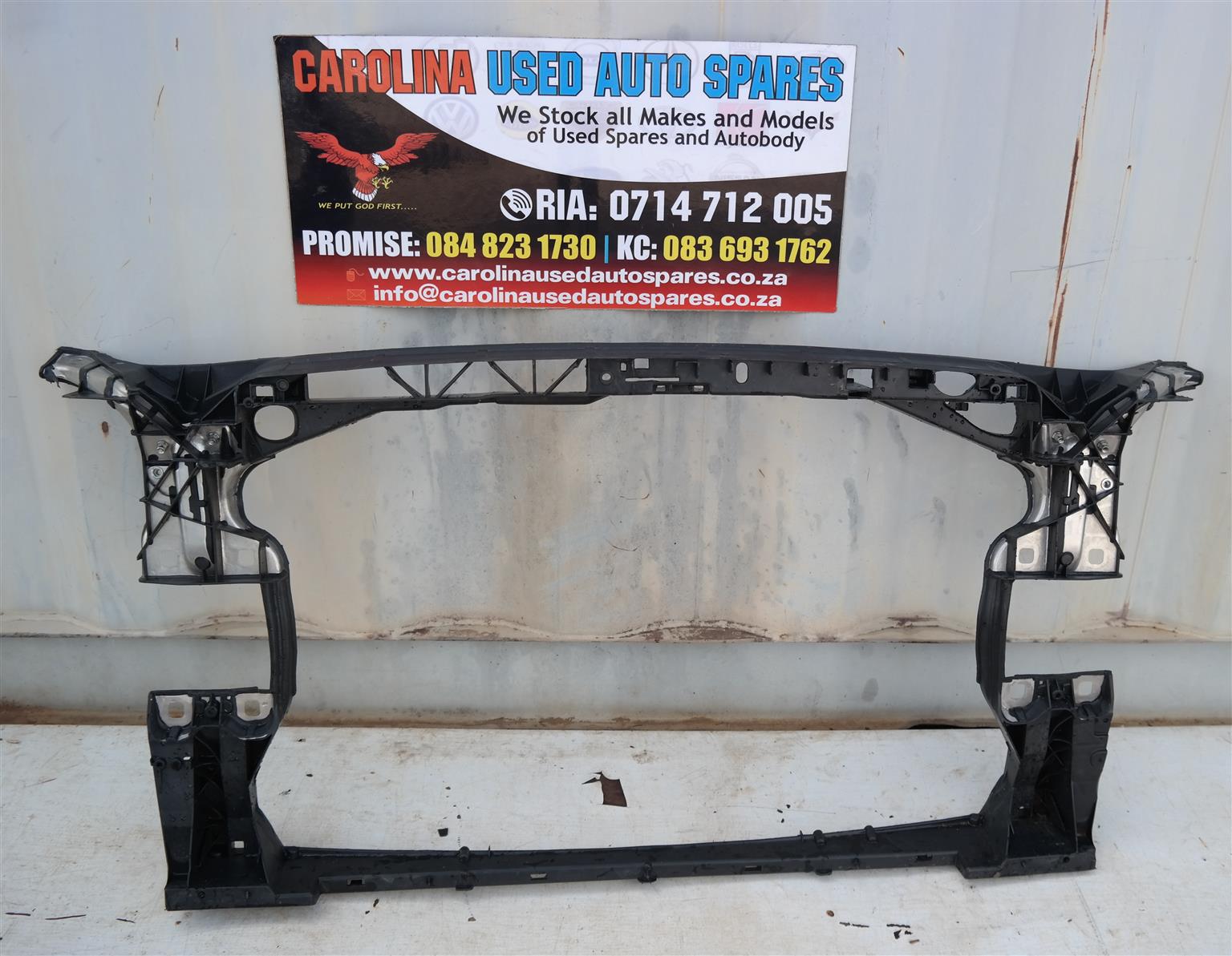 Audi A4 B9 radiator cradle (after market) - Private Seller