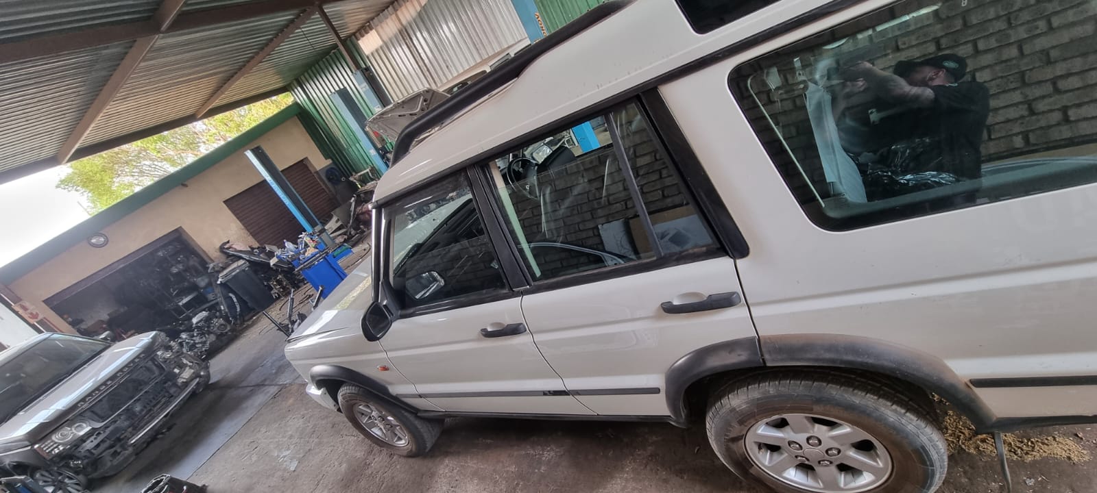 2004 Discovery 2 TD5 2.5l I5 Stripping for Spares