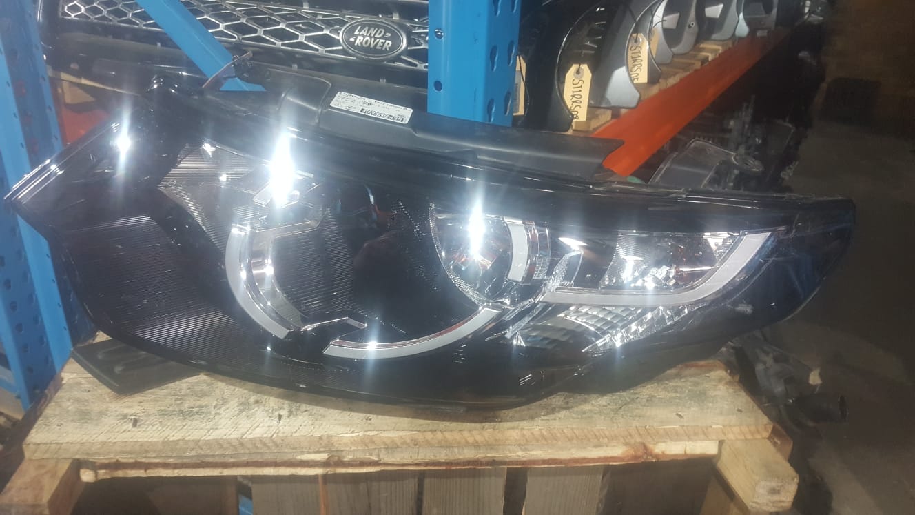 2016 Discovery Sport Headlight For Sale - Private Seller 2016 Discovery Sport Headlight For Sale - Private Seller