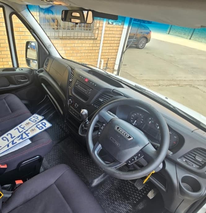 2019 DAILY 50 C 15 V16 , 23 Seater Bus