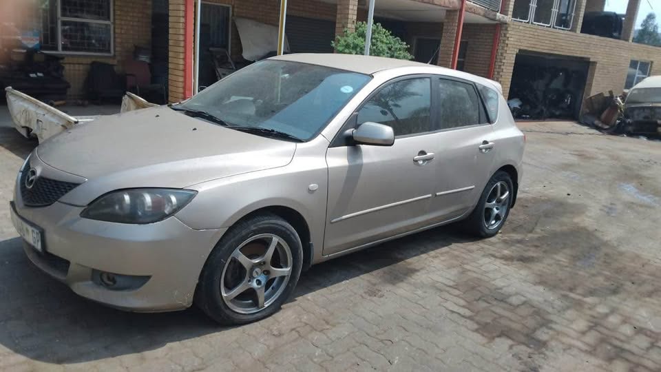 2008 MAZDA 3 HATCH BACK FOR SPARES - Private Seller 2008 MAZDA 3 HATCH BACK FOR SPARES - Private Seller