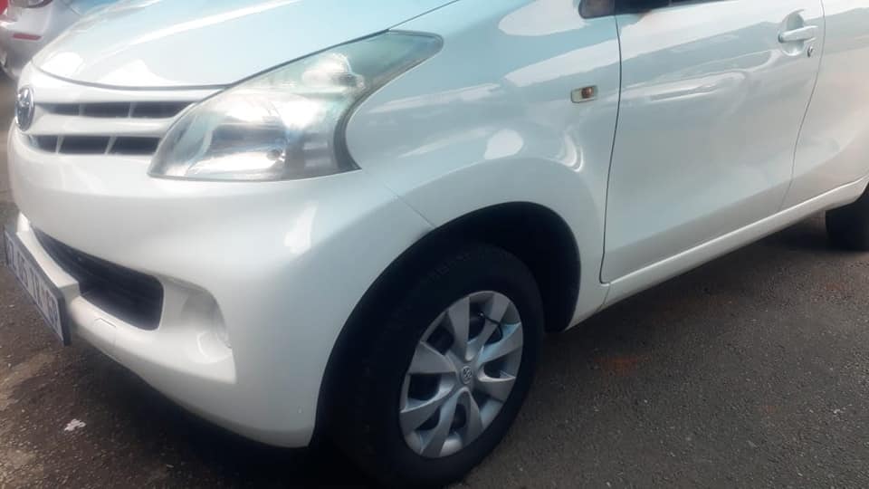 TOYOTA AVANZA 1.5 2012