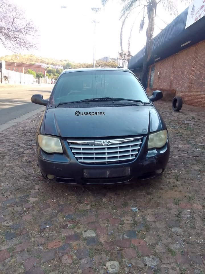 2007 Chrysler Grand Voyager 2.8 MK2 body spare parts for sale. - Private Seller 2007 Chrysler Grand Voyager 2.8 MK2 body spare parts for sale. - Private Seller