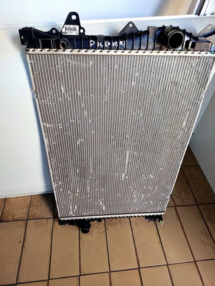 2022 RANGE ROVER EVOQUE RADIATOR FOR SALE SUPER CLEAN - Private Seller 2022 RANGE ROVER EVOQUE RADIATOR FOR SALE SUPER CLEAN - Private Seller
