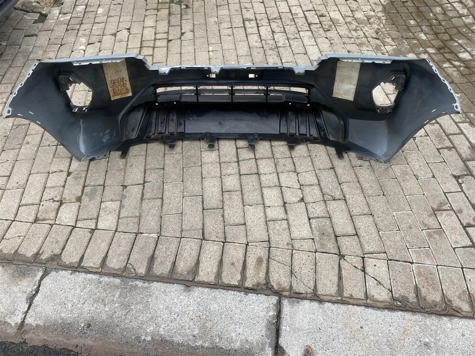 2024 NISSAN NAVARA FRONT BUMPER FOR SALE. IN PRISTINE CONDITION - Private Seller 2024 NISSAN NAVARA FRONT BUMPER FOR SALE. IN PRISTINE CONDITION - Private Seller