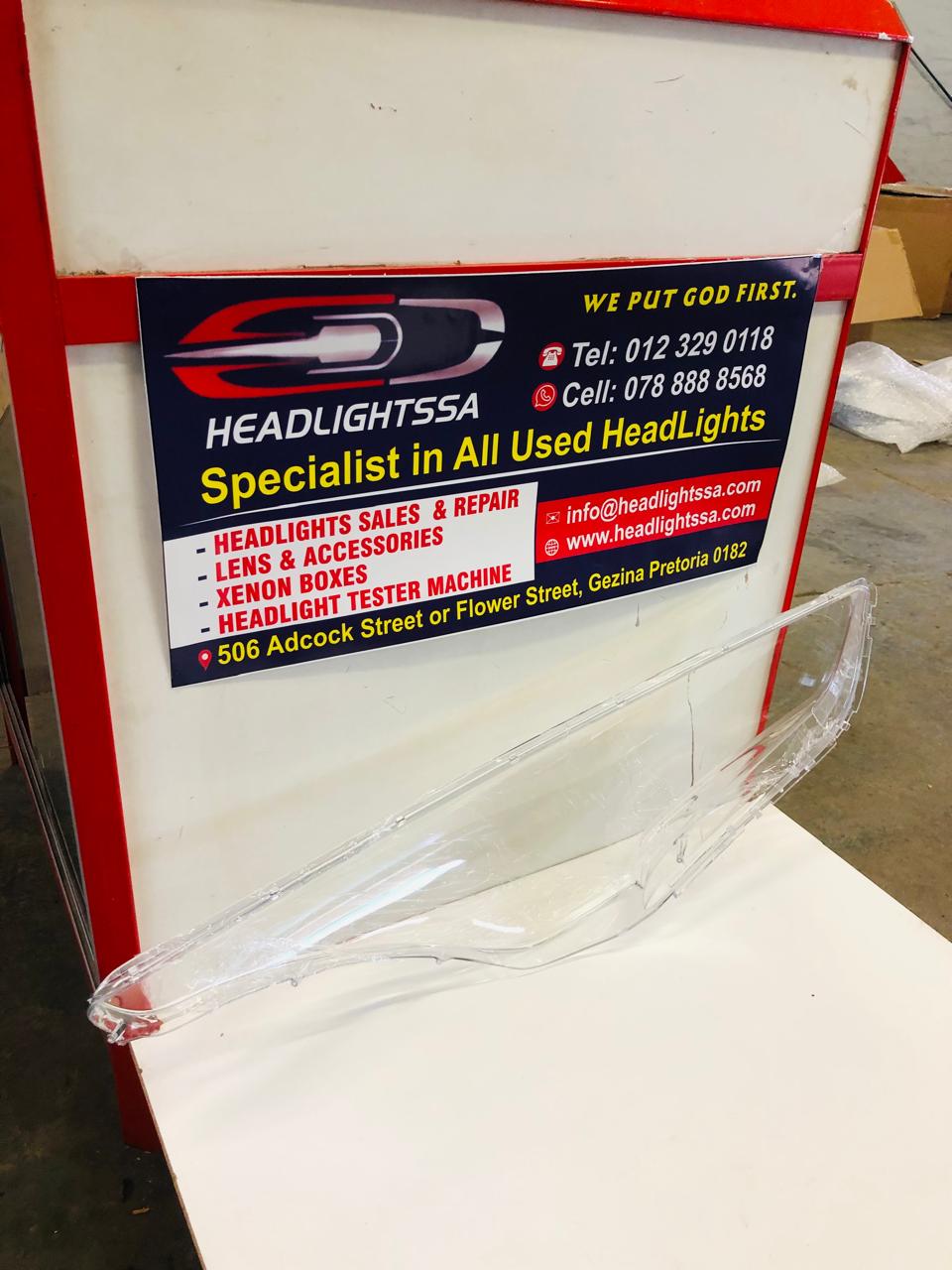 Hyundai Veloster left side headlight replacement lens - Private Seller