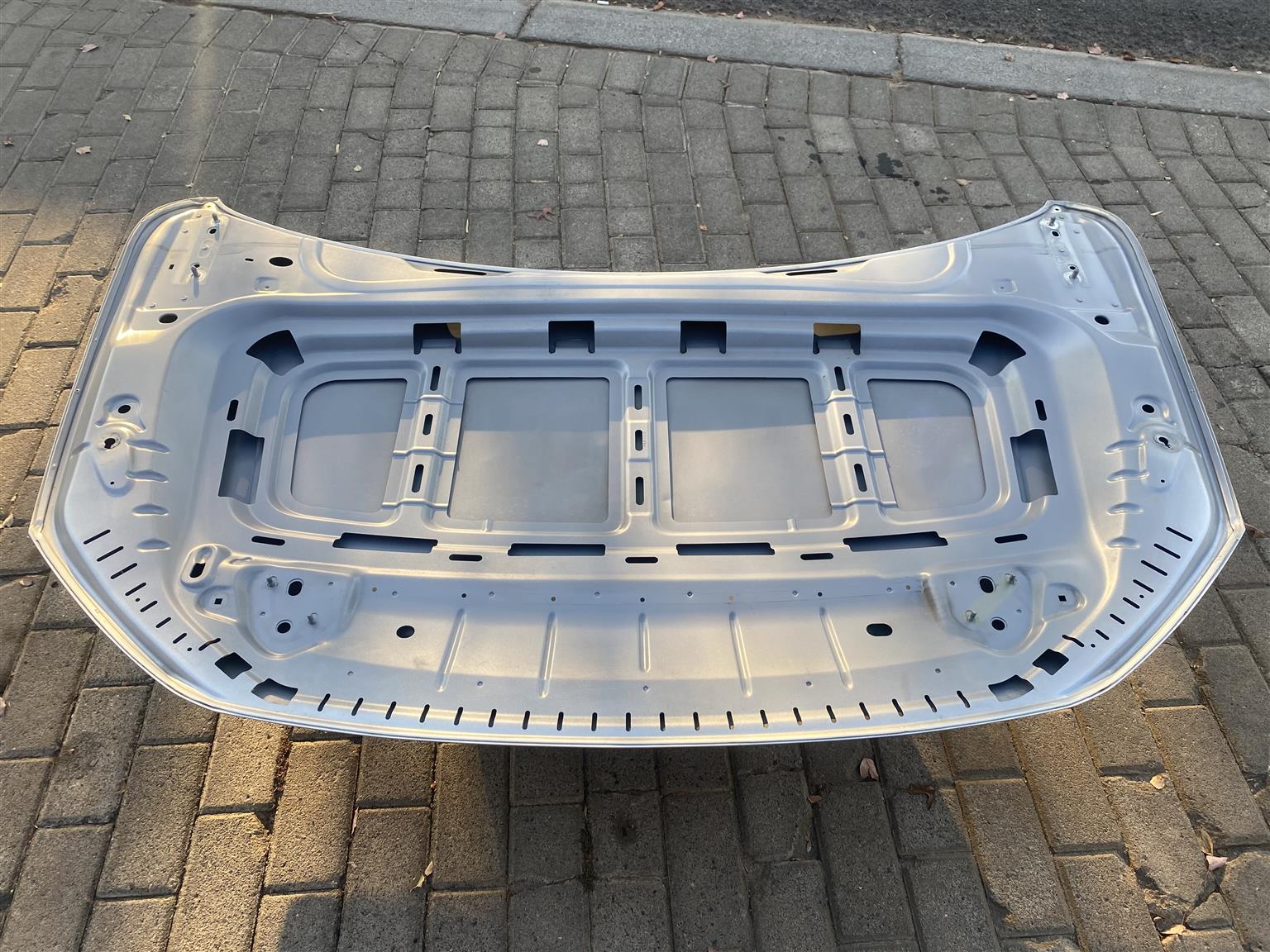 2020 VW POLO 8 BONNET FOR SALE. IN EXCELLENT CONDITION