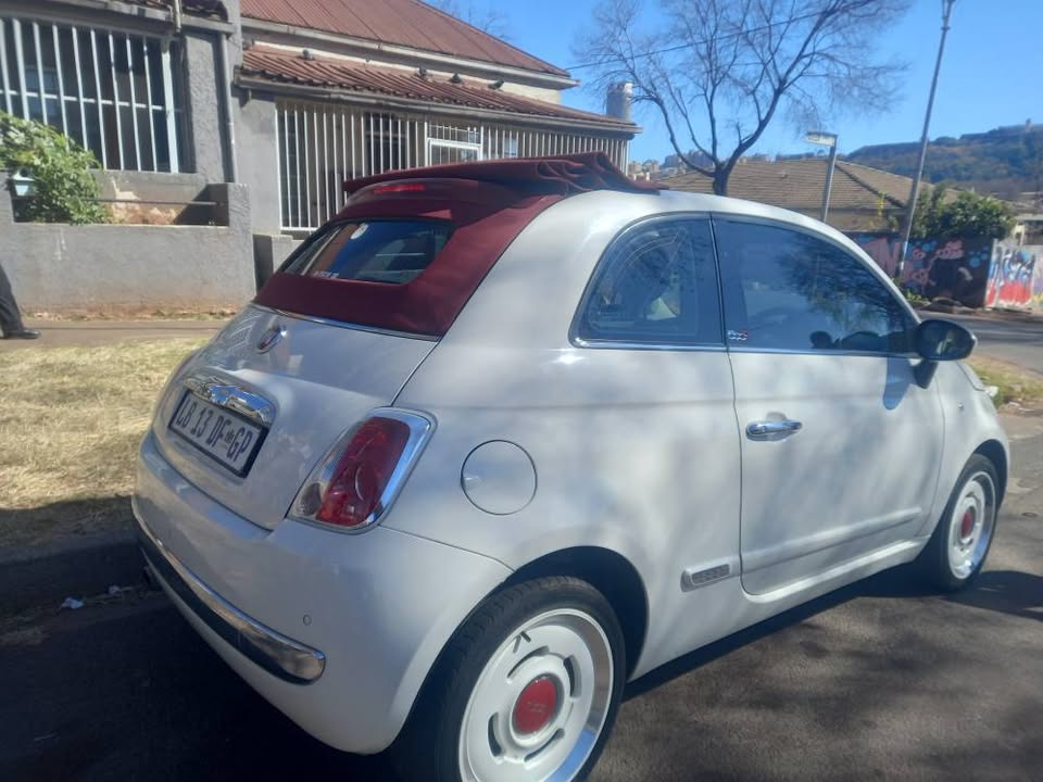 2015 FIAT 500c Sport Covantible Manual, Petrol, White, Reverse sensor, 52000kms