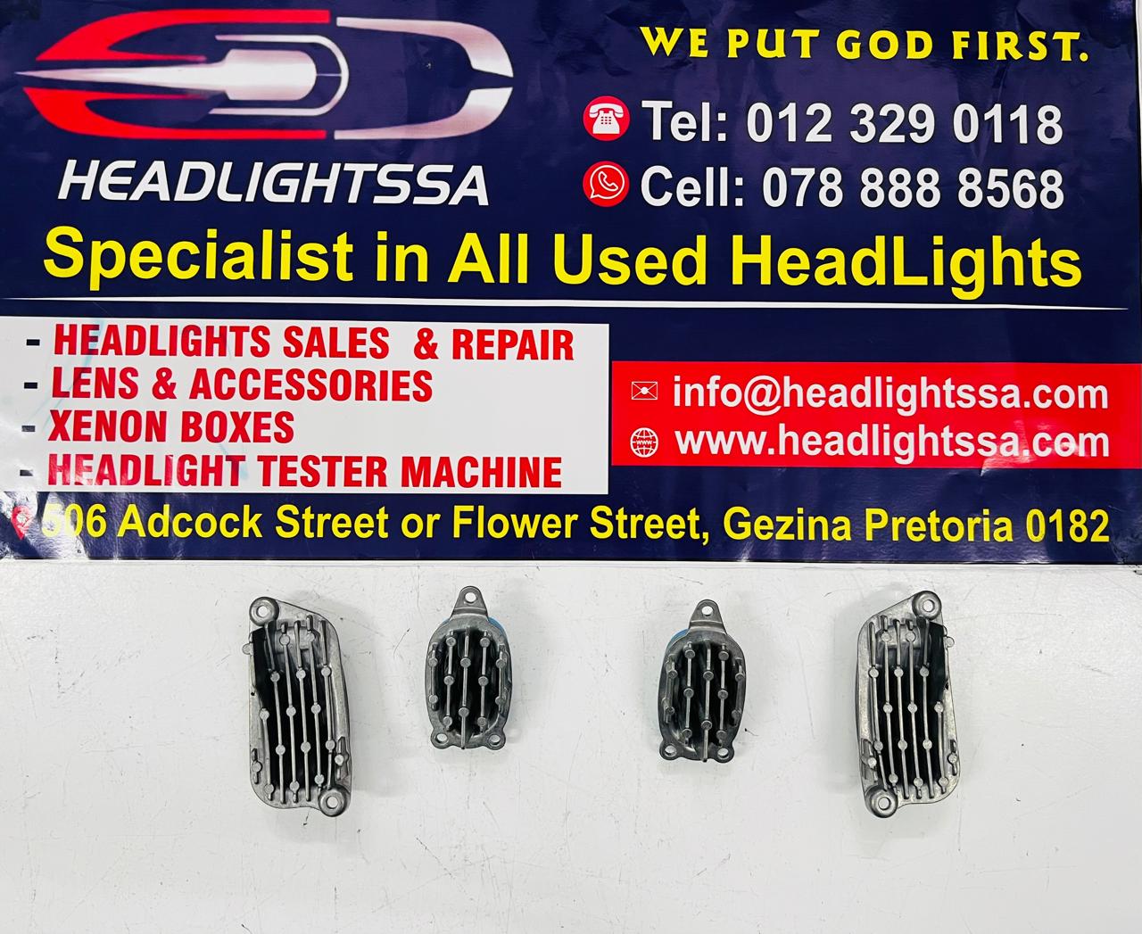 Land Rover Discovery 5 L462 left and right side LED and xenon headlight ballast - Private Seller Land Rover Discovery 5 L462 left and right side LED and xenon headlight ballast - Private Seller