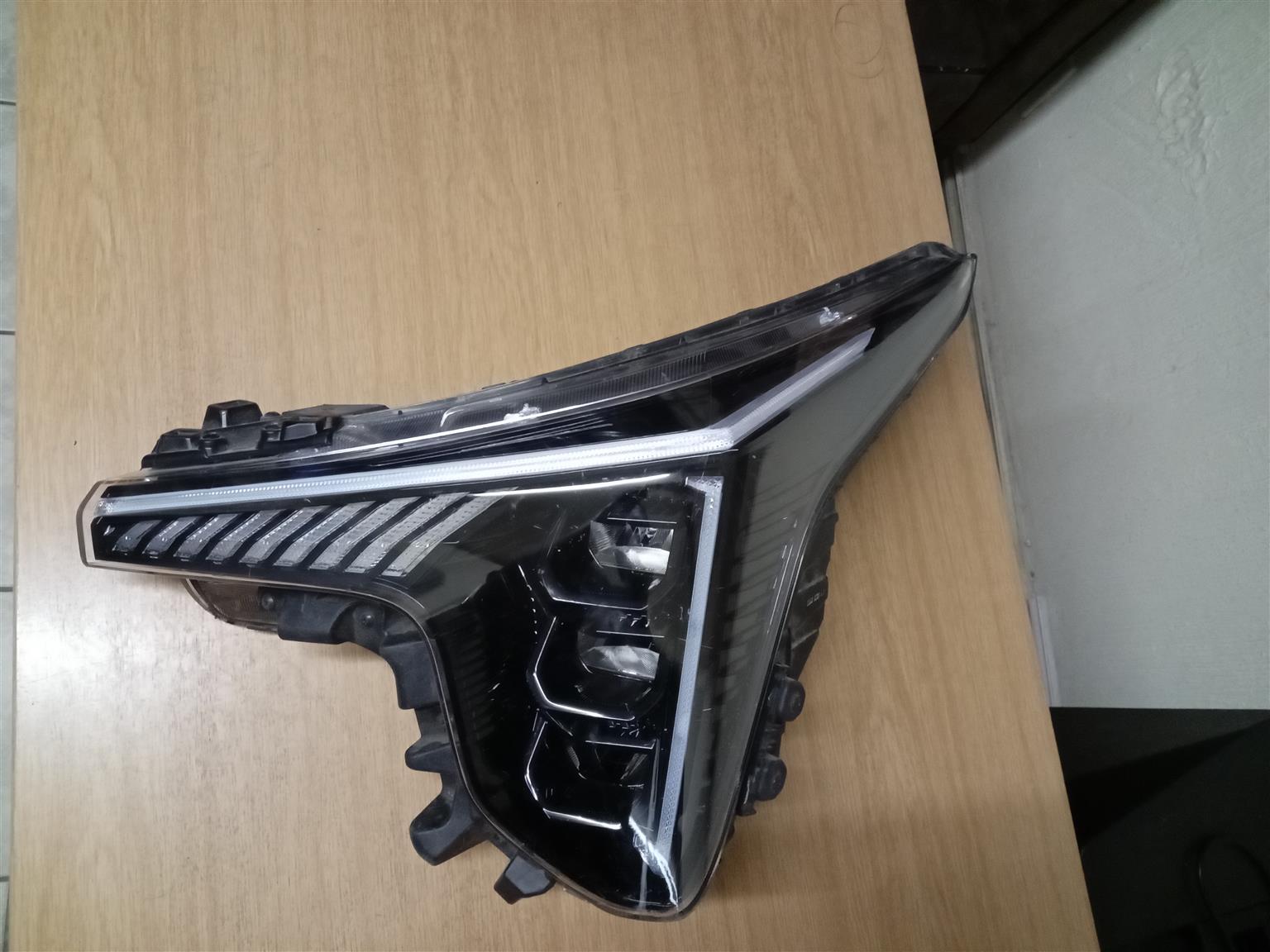 Kia Picanto headlight latest - Private Seller