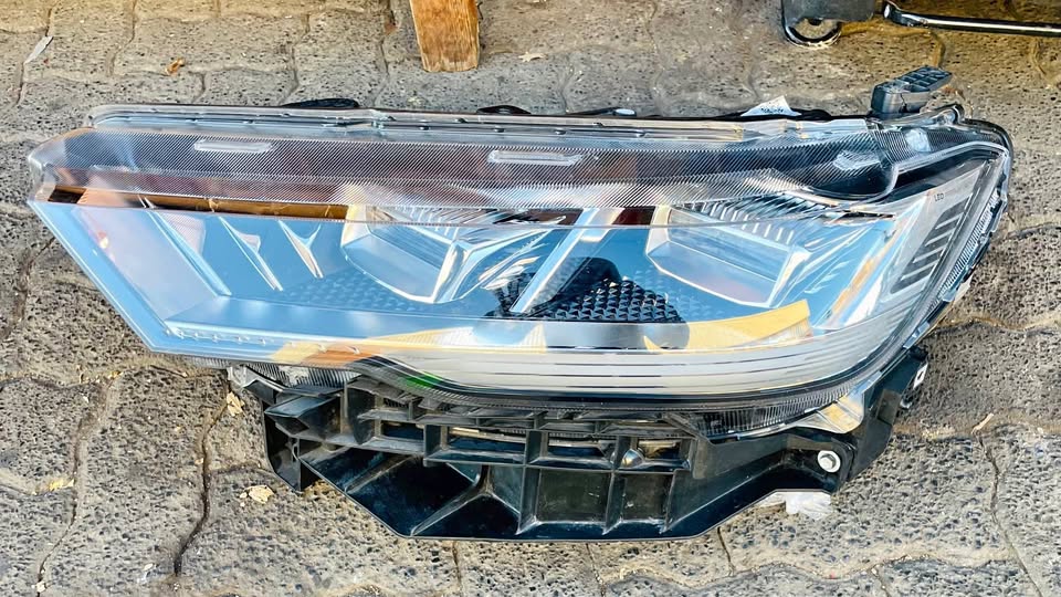 Haval H6 Xenon headlight 2021 - Private Seller Haval H6 Xenon headlight 2021 - Private Seller