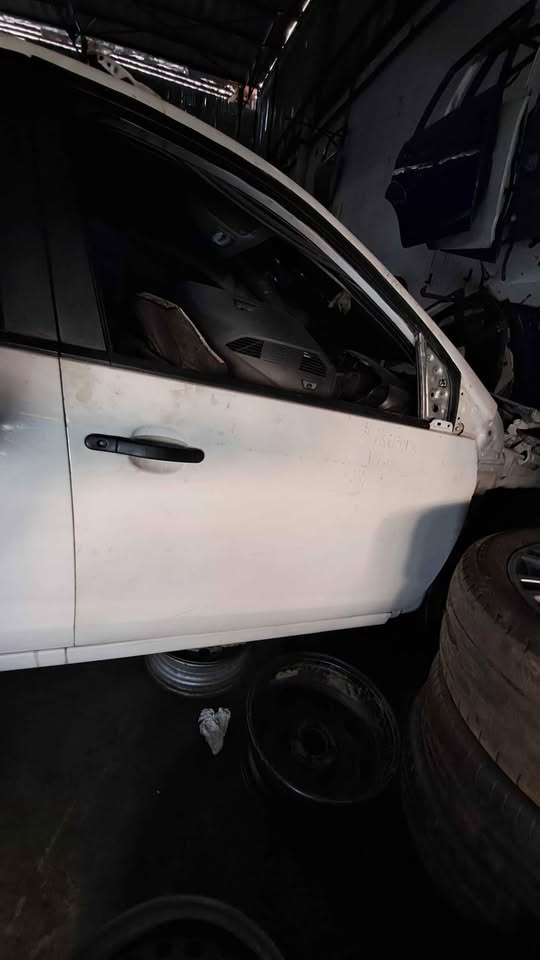 Door shell Ford Figo 10-15 - Private Seller Door shell Ford Figo 10-15 - Private Seller