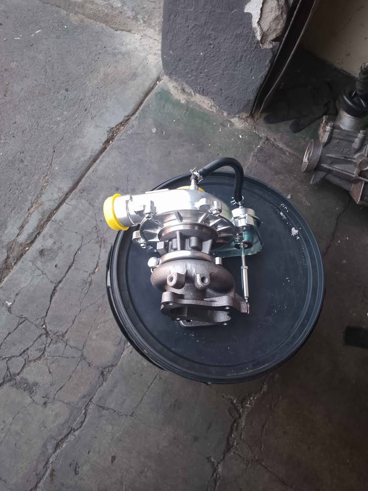 TOYOTA 2KD 2.5L DIESEL COMPLETE ENGINE FOR SALE - Private Seller TOYOTA 2KD 2.5L DIESEL COMPLETE ENGINE FOR SALE - Private Seller