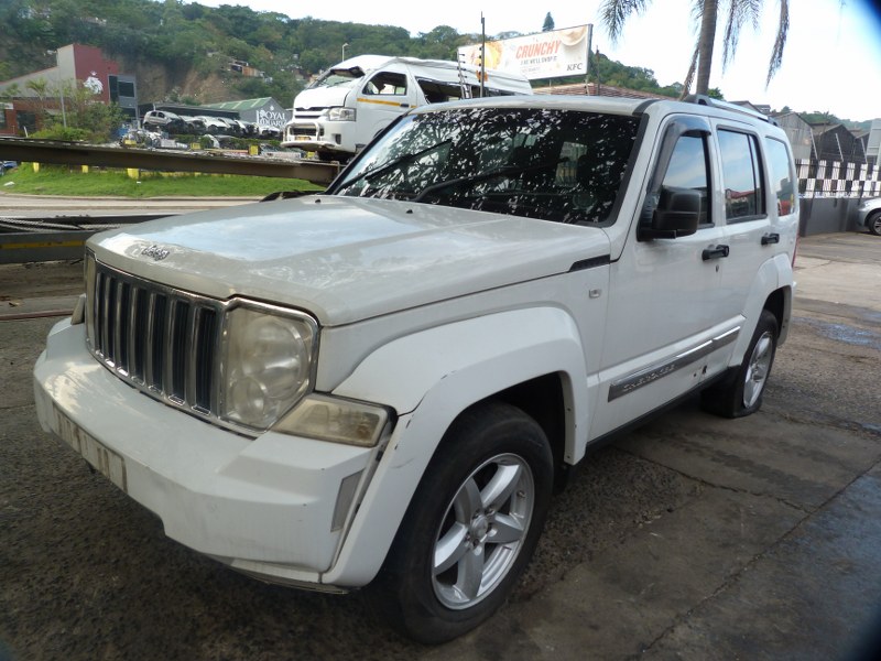 Jeep Cherokee 3.7 Limited AT White - 2010 STRIPPING FOR SPARES - Private Seller Jeep Cherokee 3.7 Limited AT White - 2010 STRIPPING FOR SPARES - Private Seller