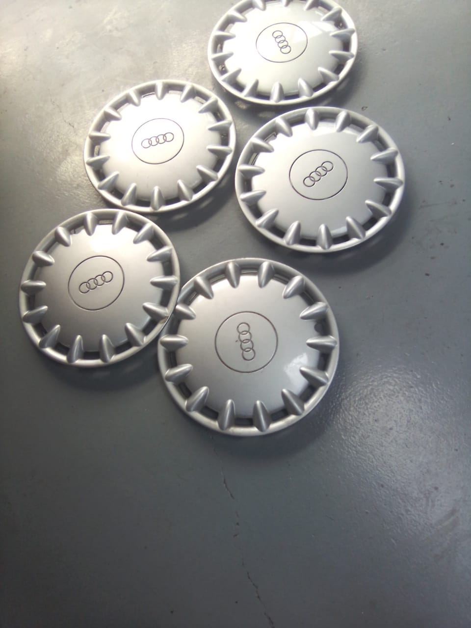 Audi Hubcaps 14" set of 5 - Private Seller