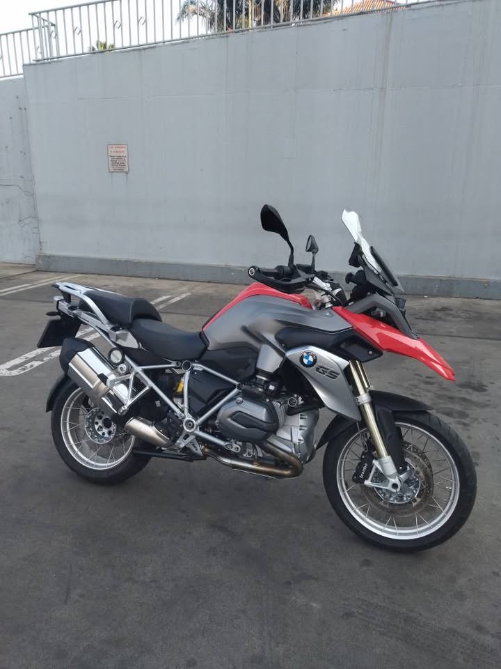 2016 BMW R 1200 GS ( Full spec ) : - Private Seller 2016 BMW R 1200 GS ( Full spec ) : - Private Seller