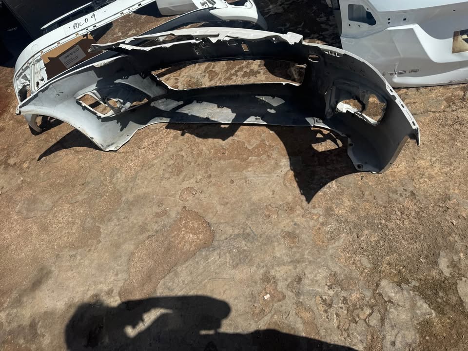 Suzuki Swift Front Bumper - Private Seller Suzuki Swift Front Bumper - Private Seller