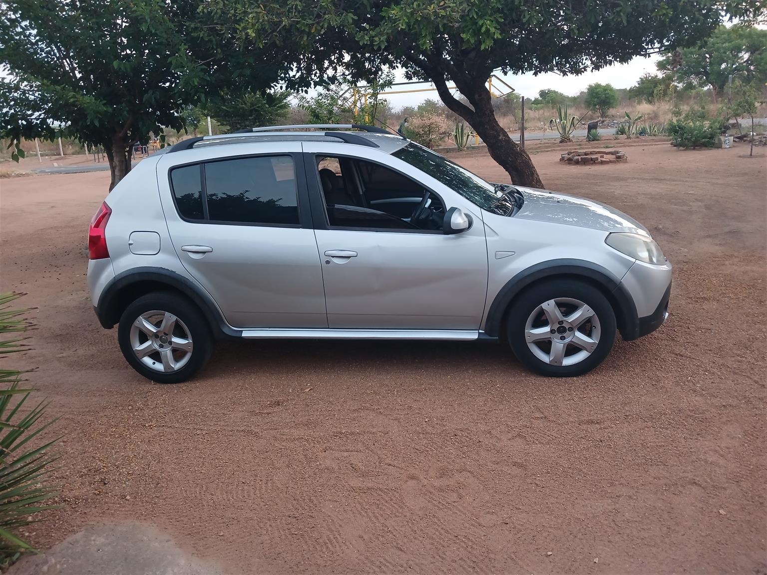 Used 2012 Renault Sandero Stepway 1.6 - Private Seller Used 2012 Renault Sandero Stepway 1.6 - Private Seller
