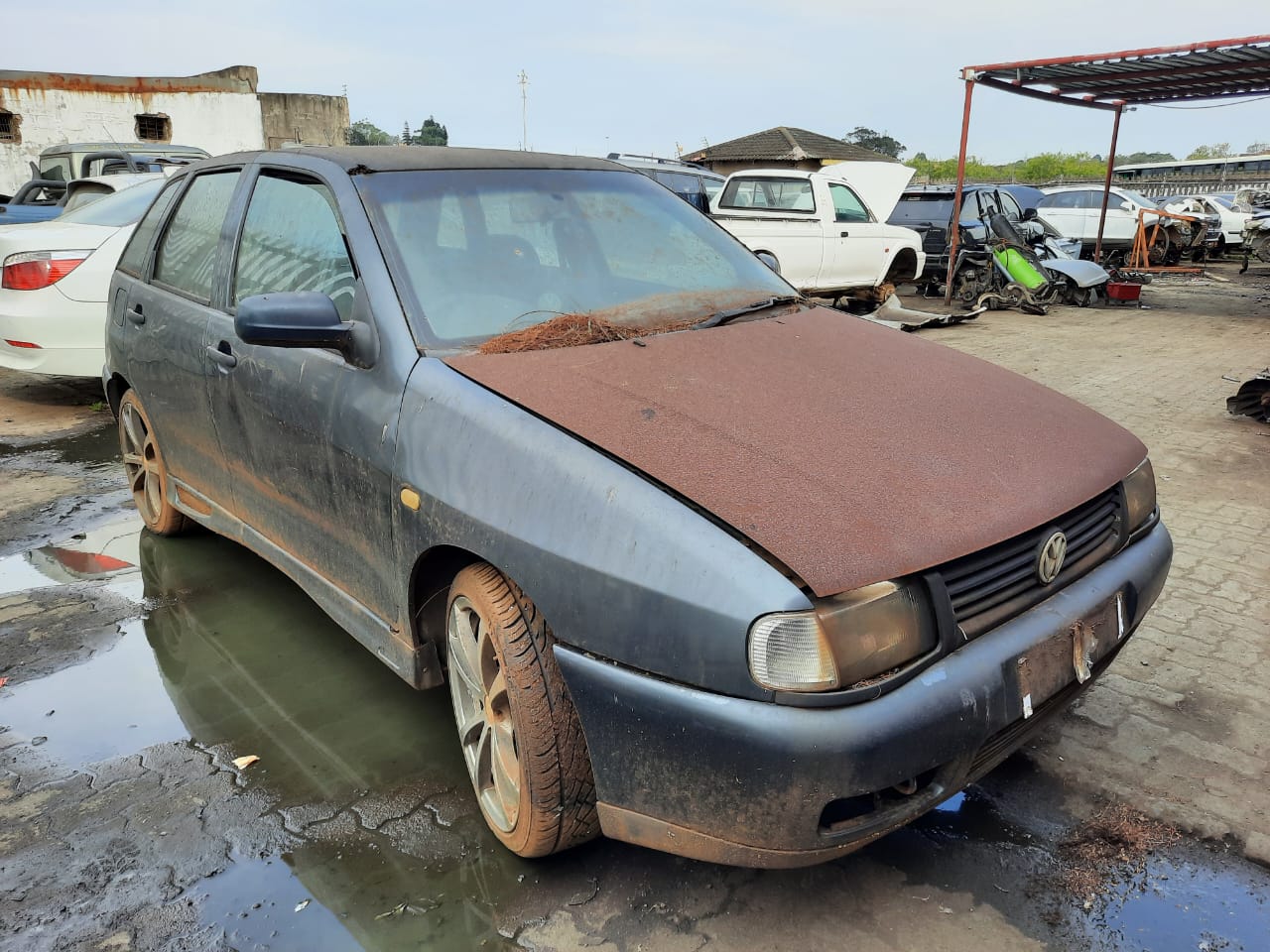 2001 VW Polo 1.6i – Stripping for Spares. 2001 VW Polo 1.6i – Stripping for Spares.