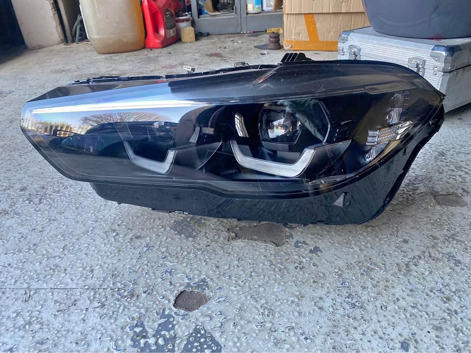 BMW G05 headlights