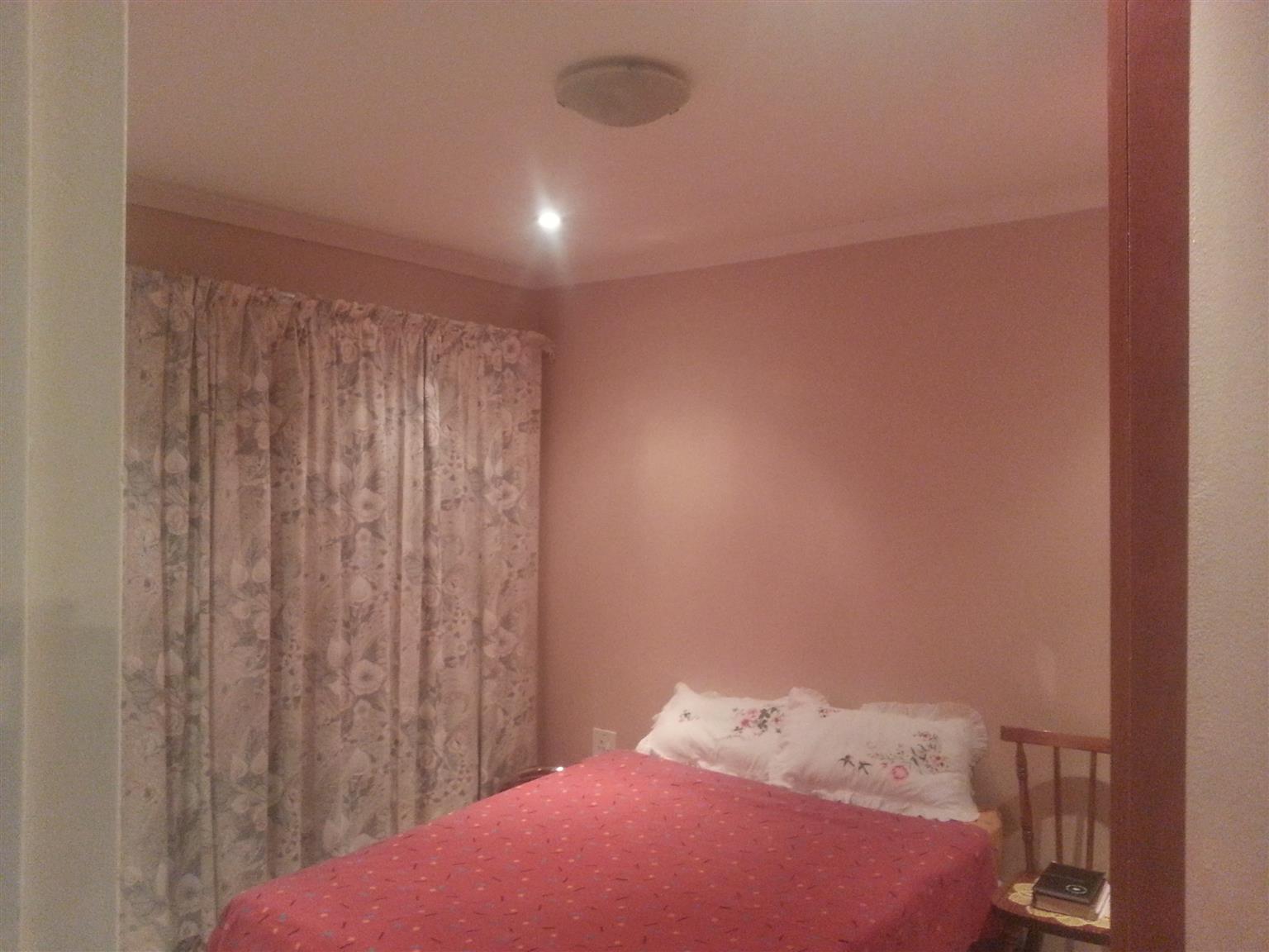 2Bedroom House 2 Rent in Eldorado Park Ext 7 Junk Mail