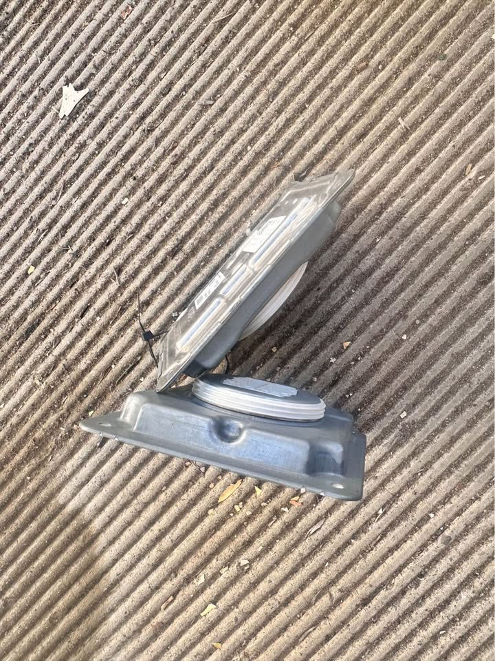 Ford ranger t9 left and headlight modules - Private Seller Ford ranger t9 left and headlight modules - Private Seller