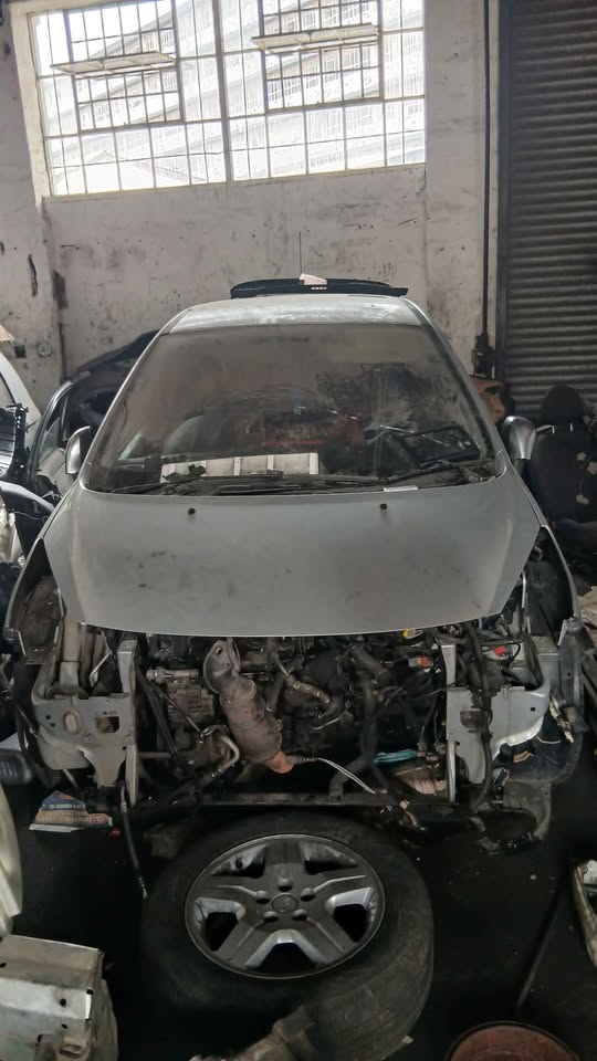 Stripping Peugeot 207 For Spares - Private Seller