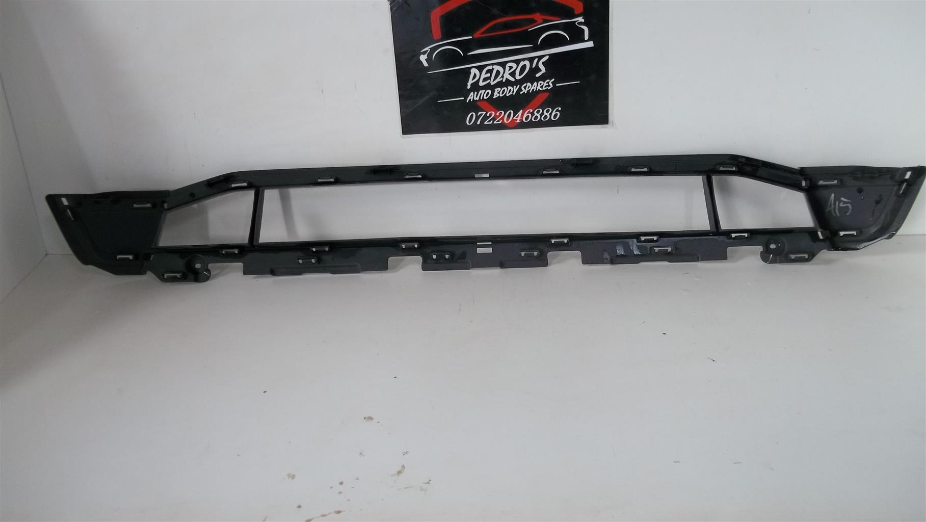 Ford Ranger (T5) grille - Private Seller Ford Ranger (T5) grille - Private Seller