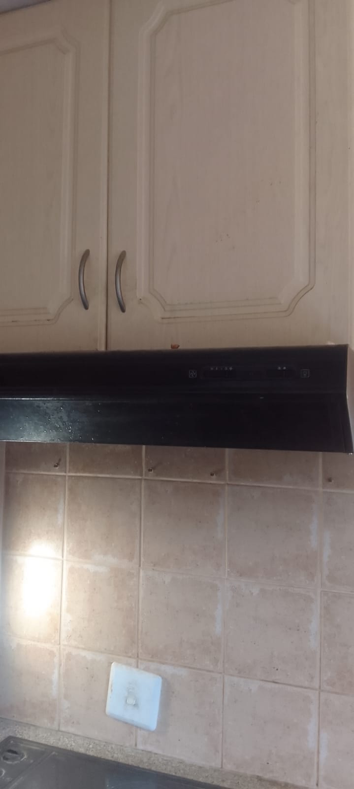 Used cupboards and budlers Junk Mail