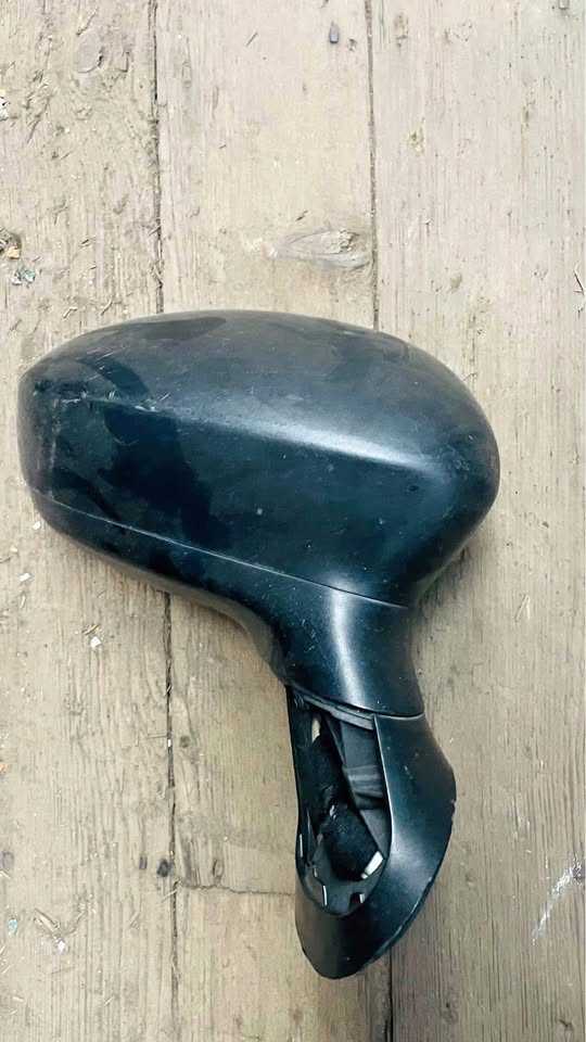 Fiat 500 side mirror - Private Seller Fiat 500 side mirror - Private Seller