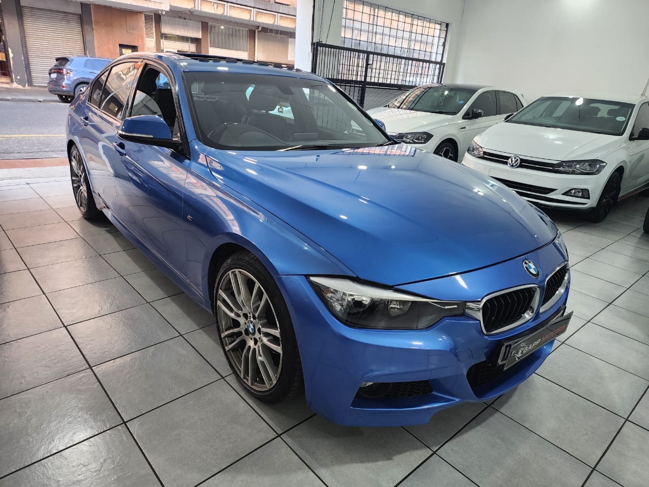 2014 BMW 3 Series 320i auto