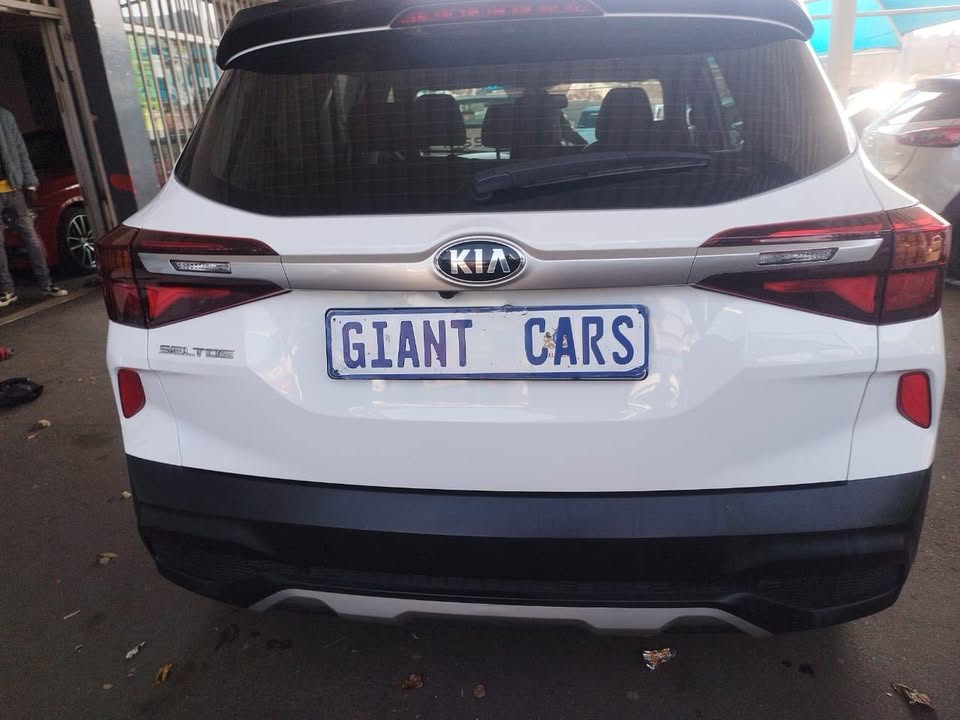 KIA SELTOS 1.2 automatic
