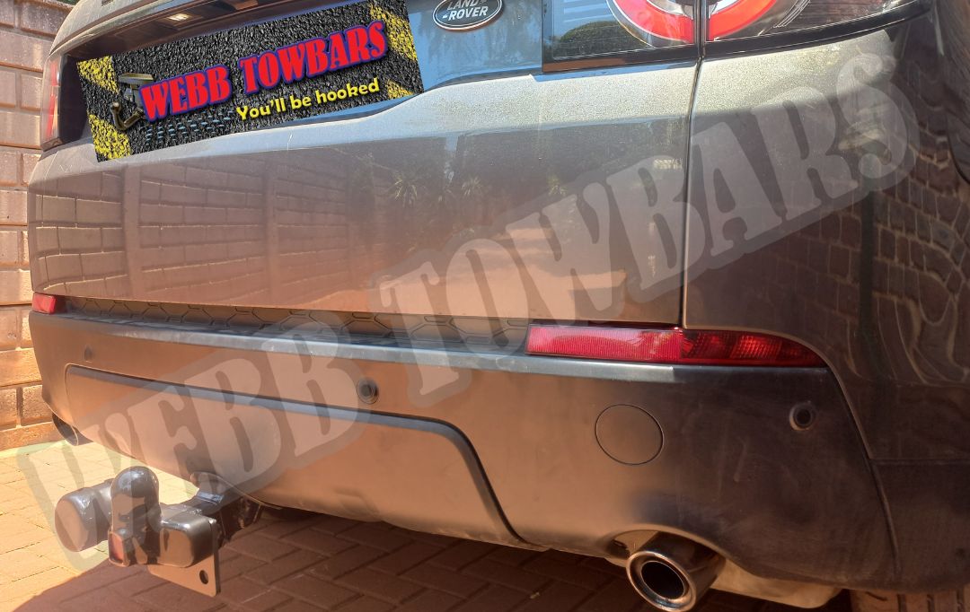 Land Rover Discovery Sport Standard/Detachbale Towbars - Private Seller Land Rover Discovery Sport Standard/Detachbale Towbars - Private Seller