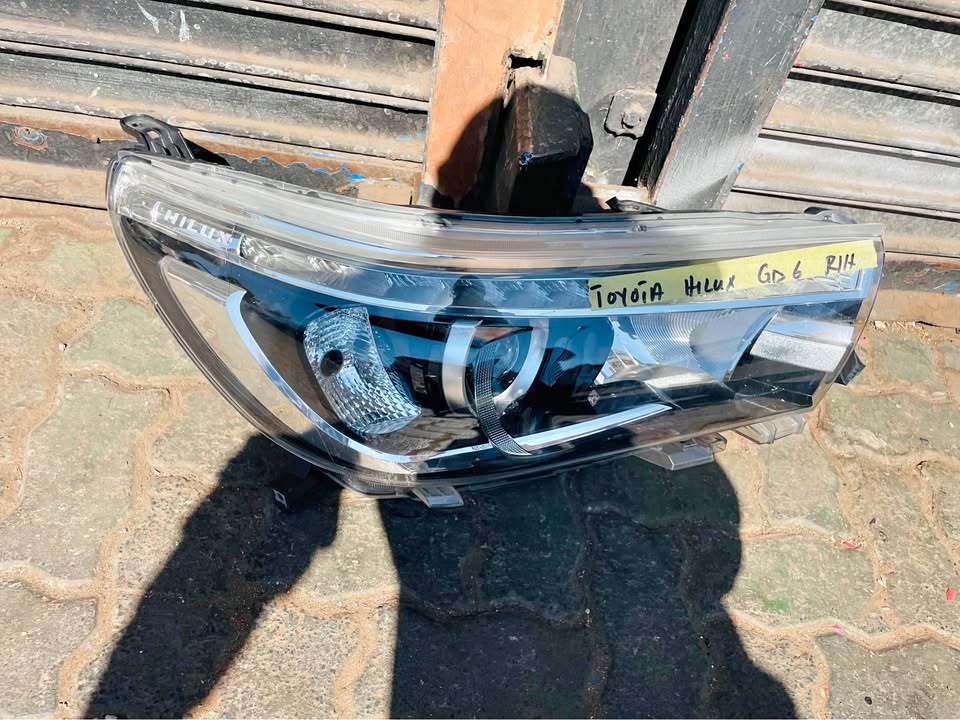 Toyota Hilux GD6 LED headlight - Private Seller Toyota Hilux GD6 LED headlight - Private Seller