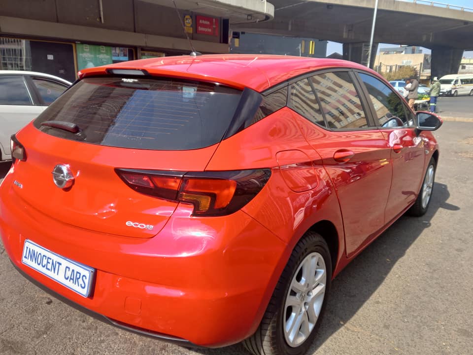 2019 OPEL ASTRA HATCHBACK 1.0T PETROL ENGINE, MANUAL, RED COLOR, MILEAGE 94000KM