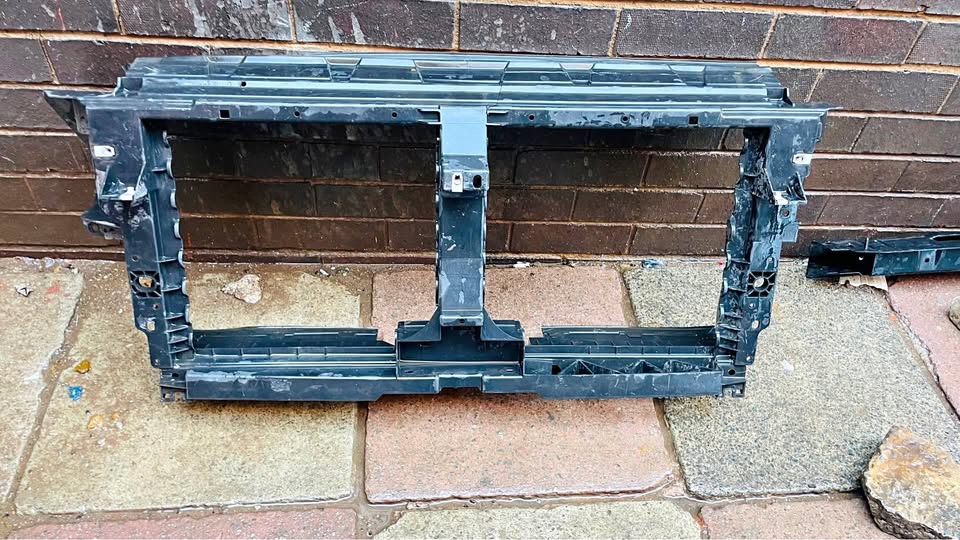 FORD RANGER T9 CRADLE - Private Seller FORD RANGER T9 CRADLE - Private Seller