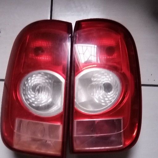 Renault duster taillights - Private Seller