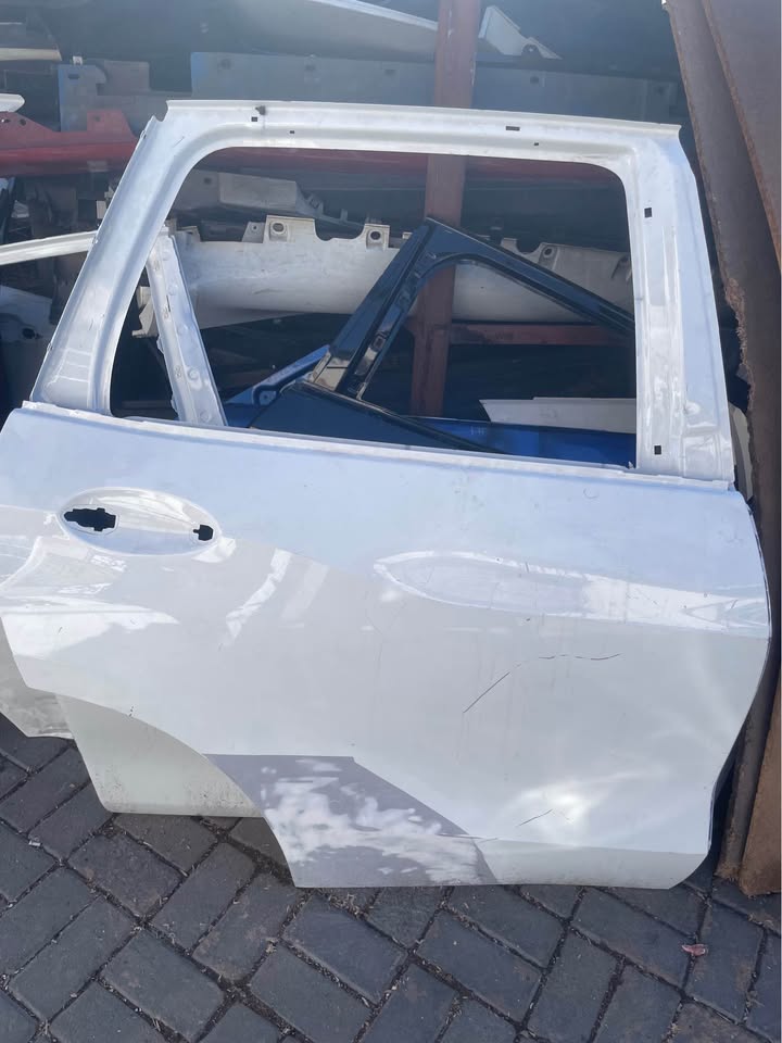 BMW G05 Rear Door LHS - Private Seller