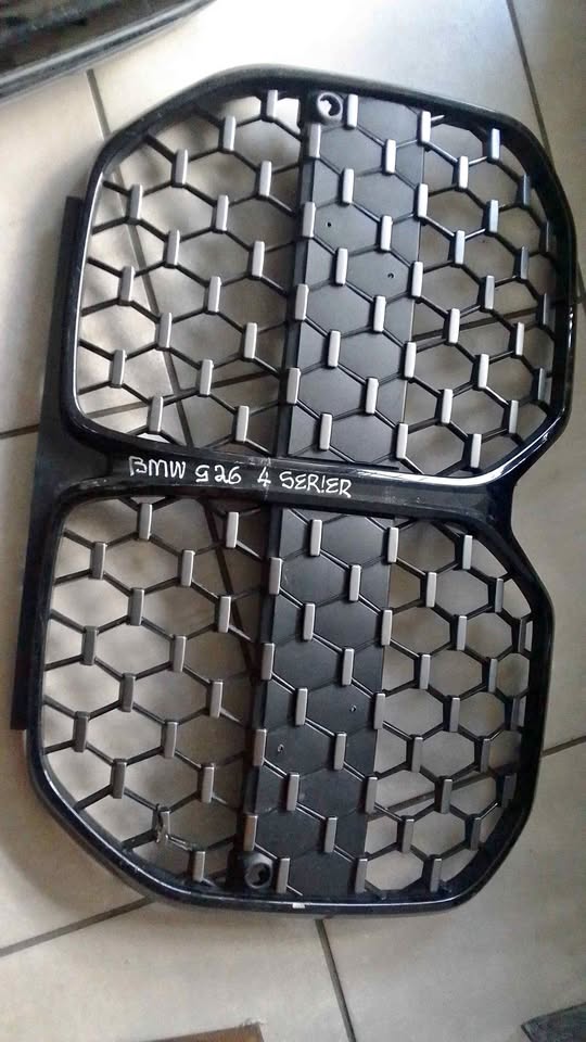 BMW 4series G25 grill - Private Seller BMW 4series G25 grill - Private Seller