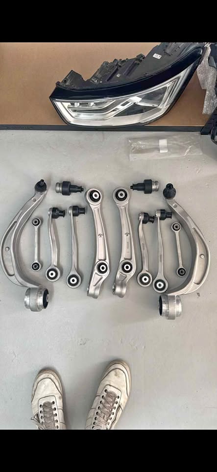 Audi A4 B8 / Q5 / A6 Front Suspension Kit - Private Seller Audi A4 B8 / Q5 / A6 Front Suspension Kit - Private Seller