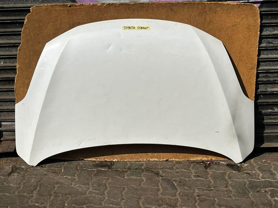 Toyota Starlet bonnet - Private Seller Toyota Starlet bonnet - Private Seller