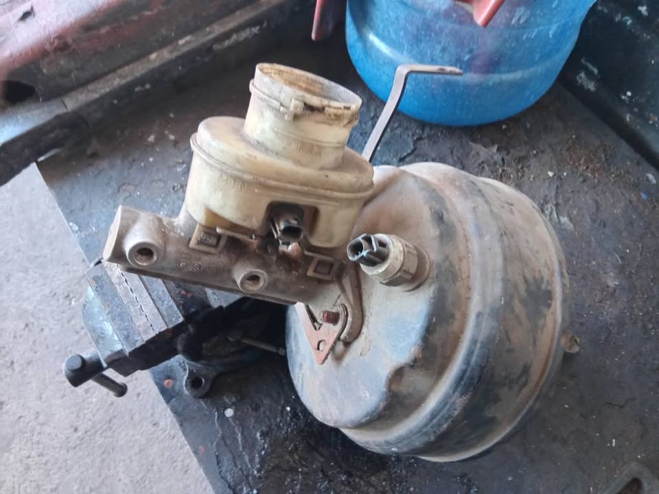 Isuzu KB250 Brake Booster For Sale - Private Seller Isuzu KB250 Brake Booster For Sale - Private Seller