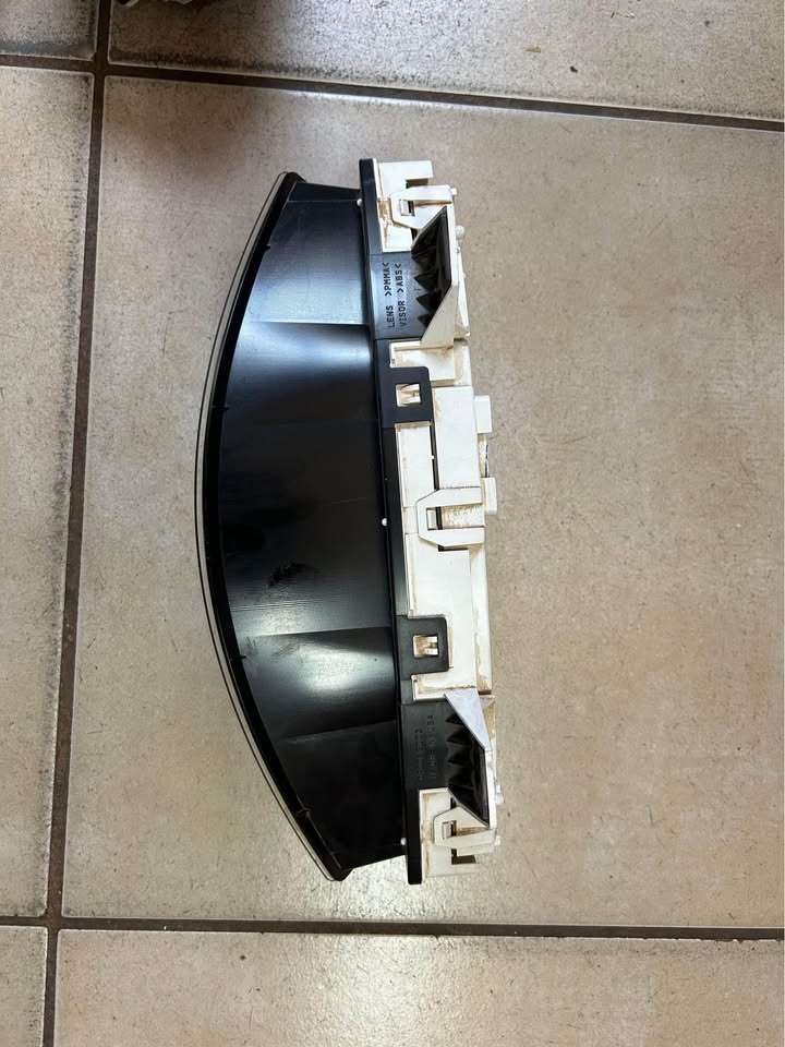 2007 Jeep commander 3.0 Cluster For Sale @Circle 7 Used Parts - Private Seller